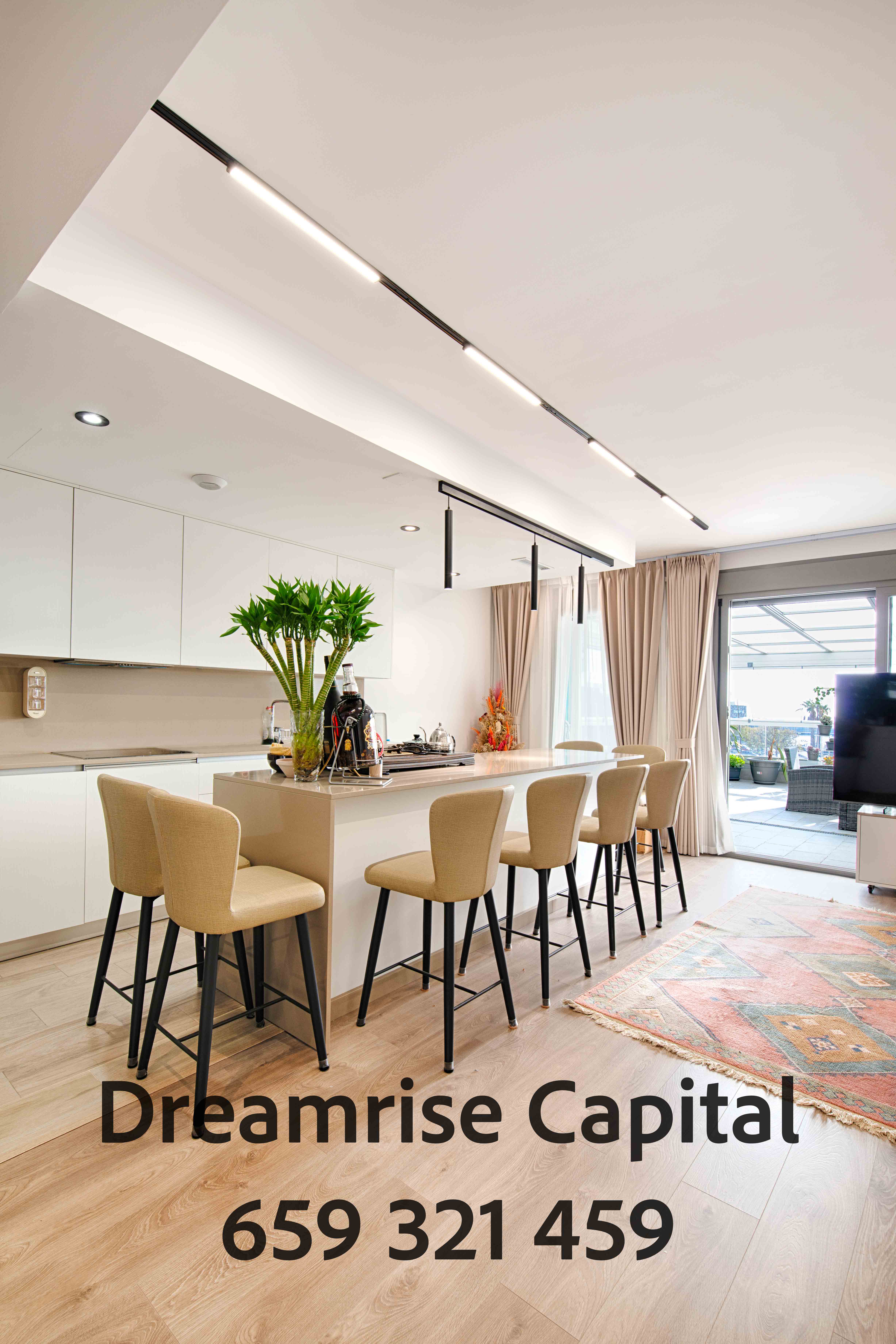 Obra nueva 2024 con terraza de 90 m² y vistas directas al Puerto de Badalona thumbnail 13