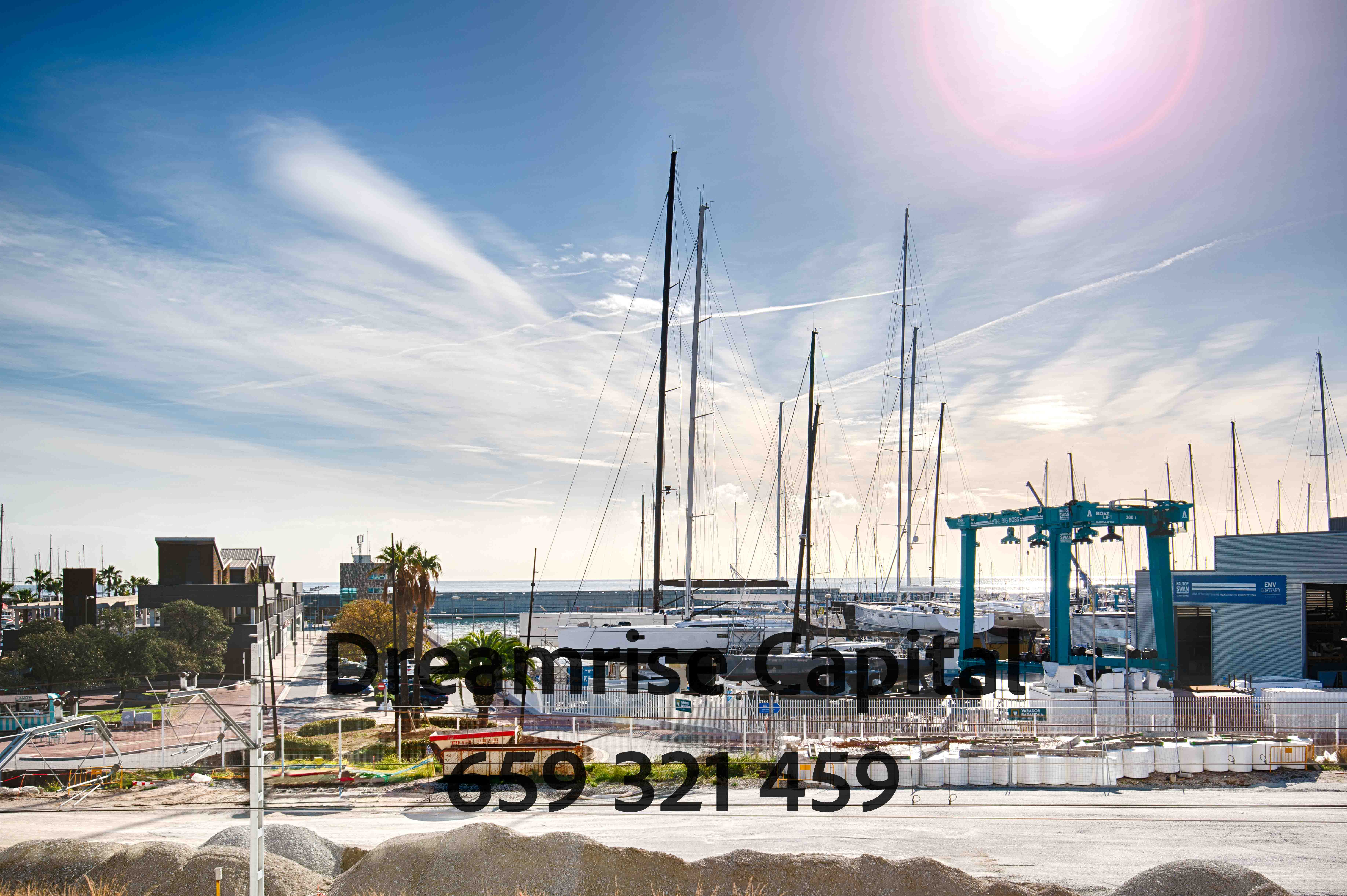 Obra nueva 2024 con terraza de 90 m² y vistas directas al Puerto de Badalona thumbnail 9