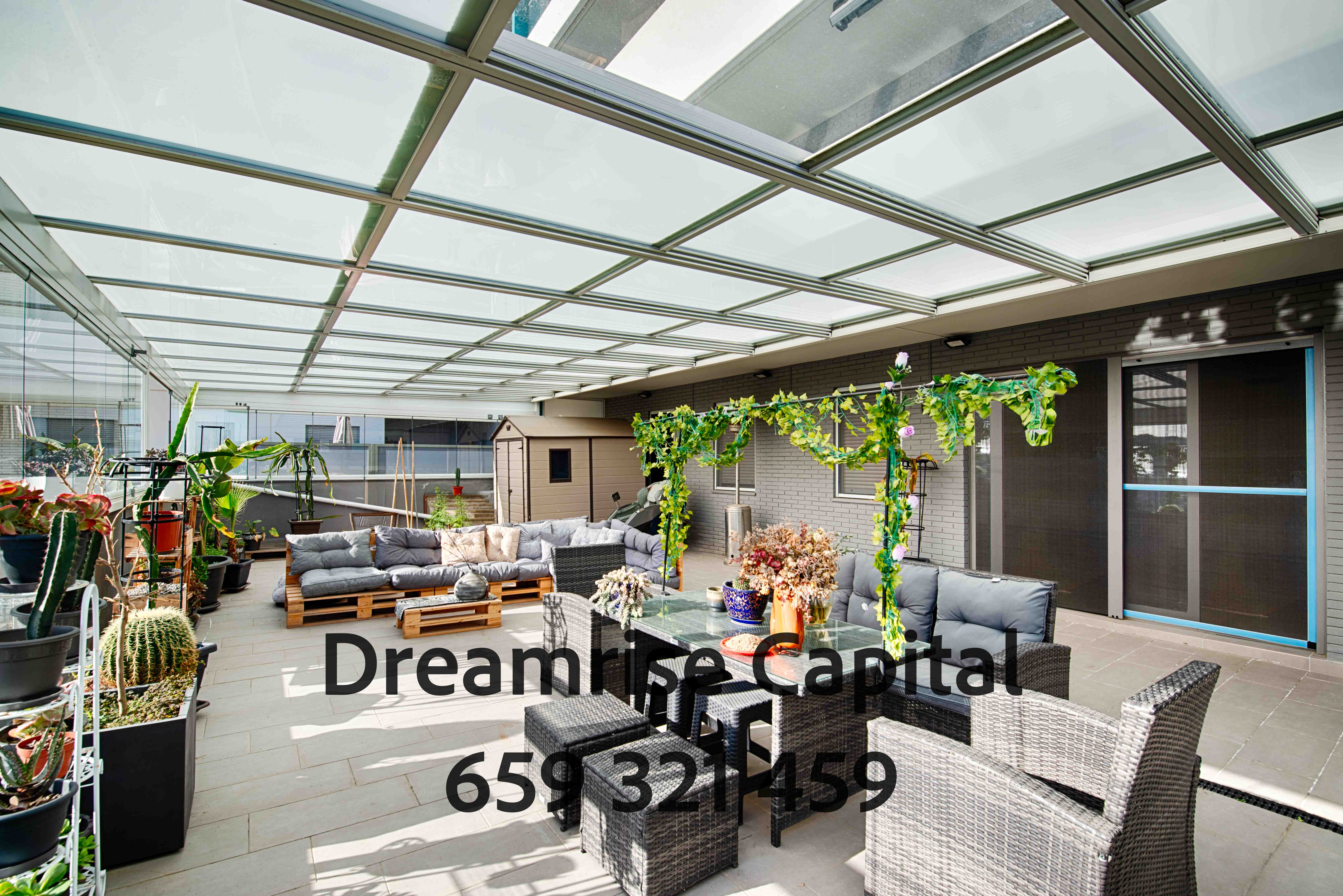 Obra nueva 2024 con terraza de 90 m² y vistas directas al Puerto de Badalona thumbnail 11