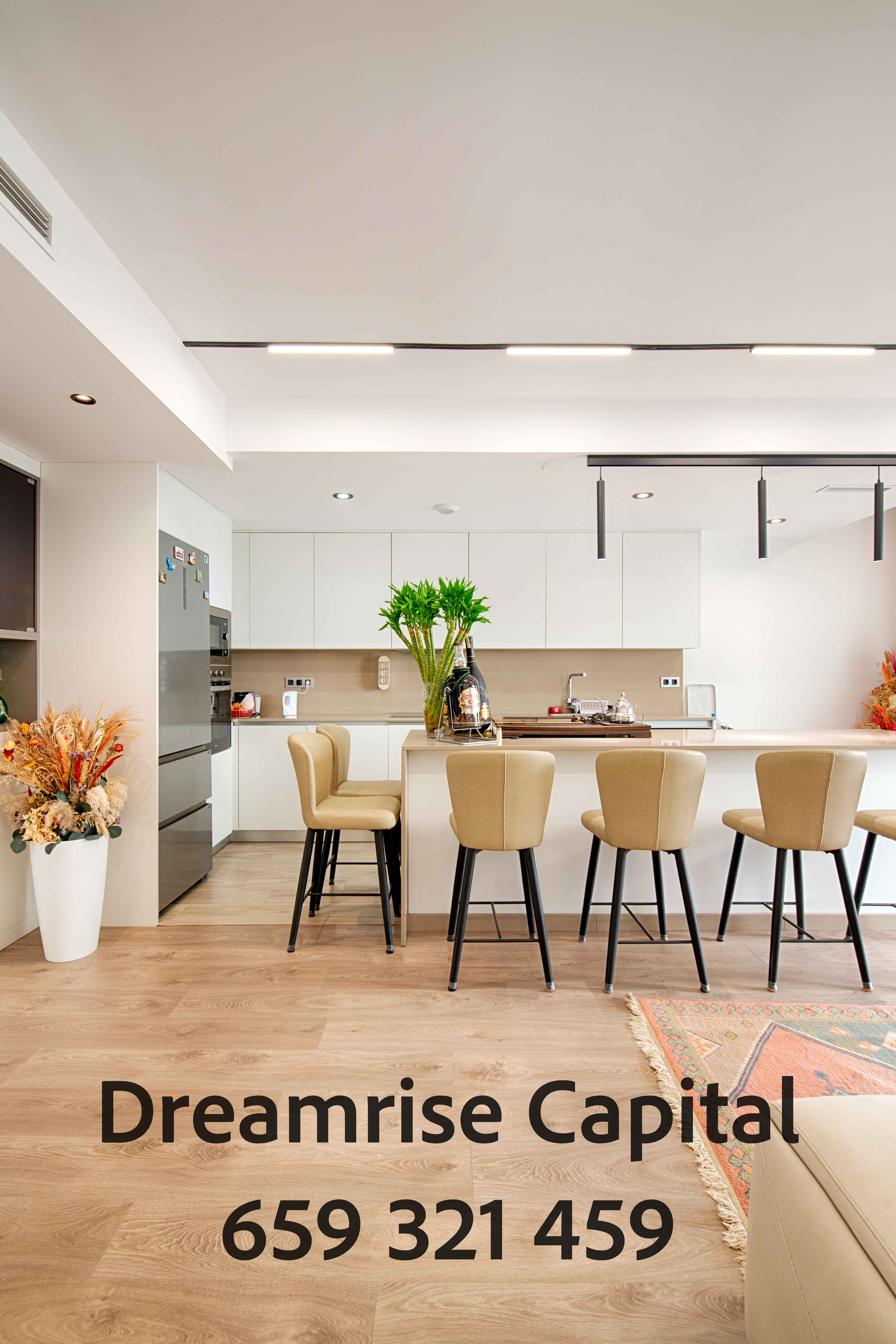 Obra nueva 2024 con terraza de 90 m² y vistas directas al Puerto de Badalona thumbnail 15