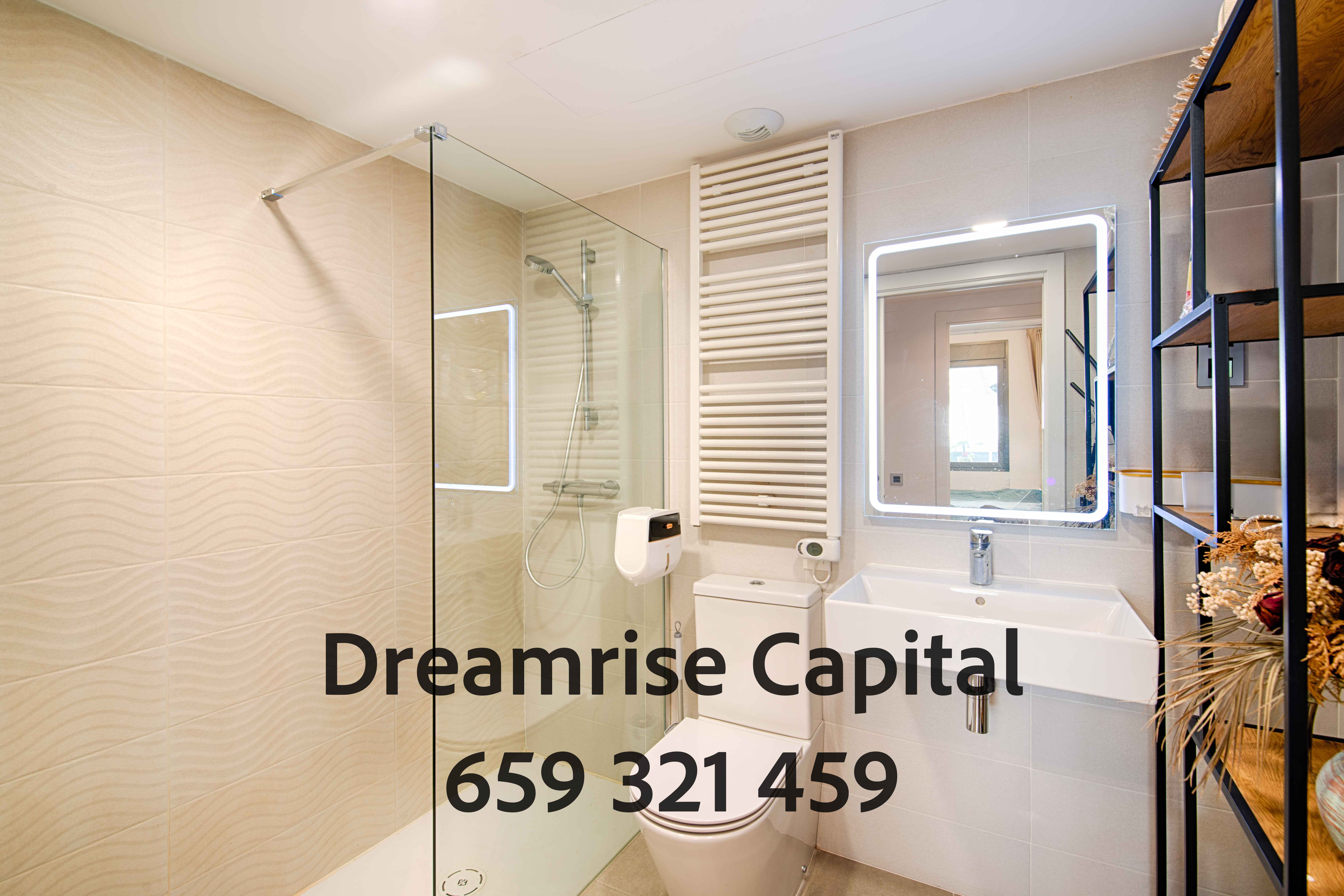 Obra nueva 2024 con terraza de 90 m² y vistas directas al Puerto de Badalona thumbnail 28