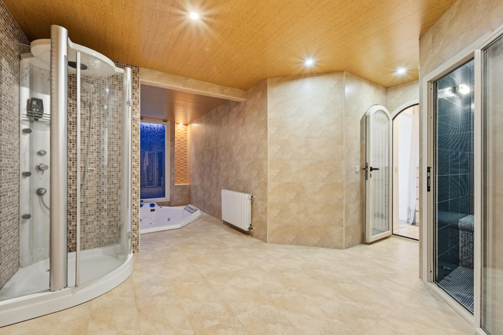 Magnífica Villa de Lujo con Vistas al Mediterráneo thumbnail 37